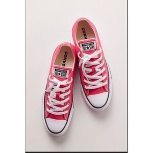 Converse Women's Pink Canvas Sneakers